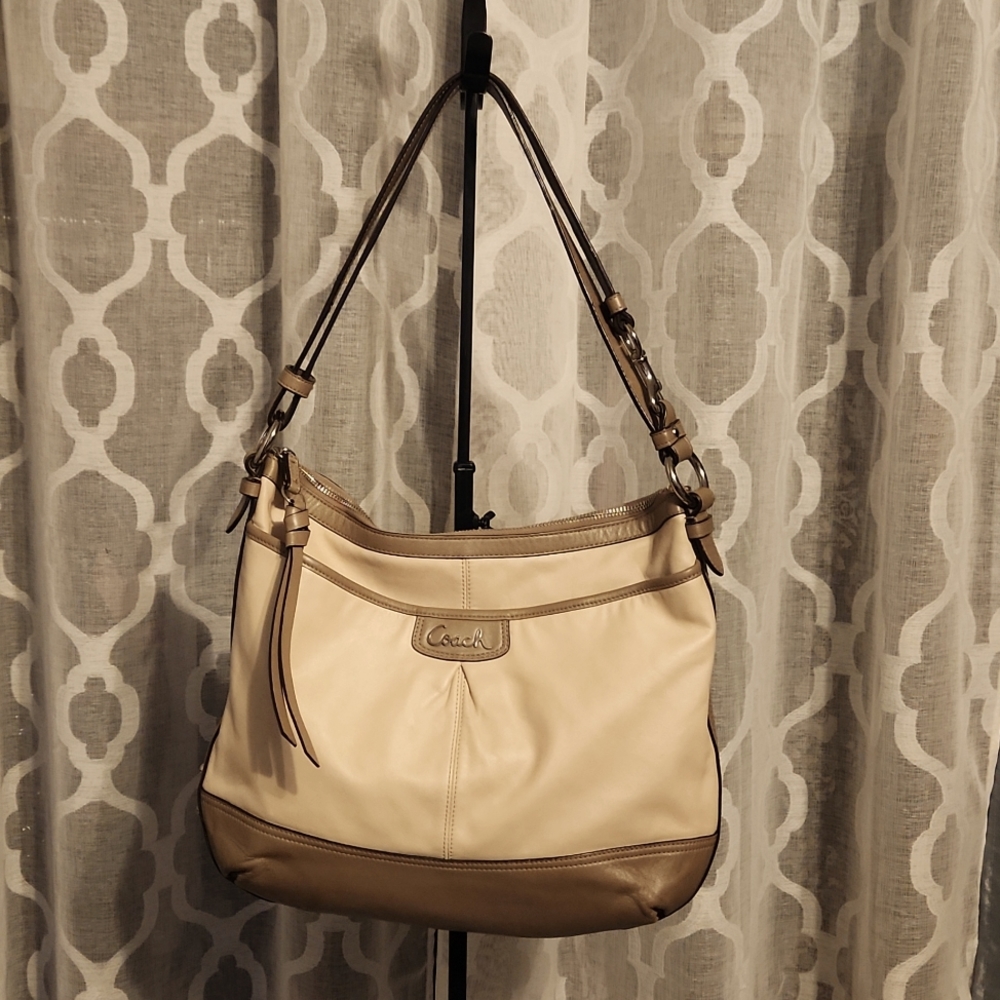 EUC Coach shoulder bag